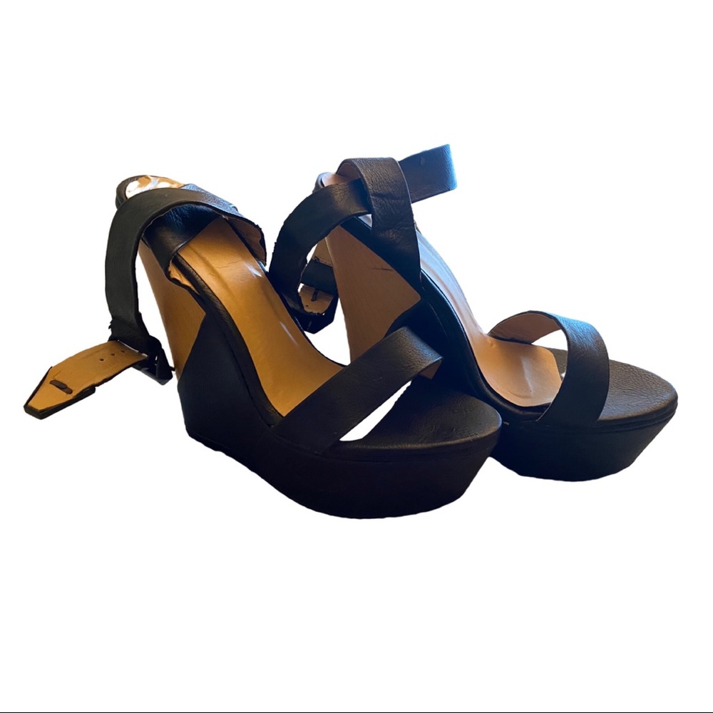 Shiekh. Size 9. Color black.